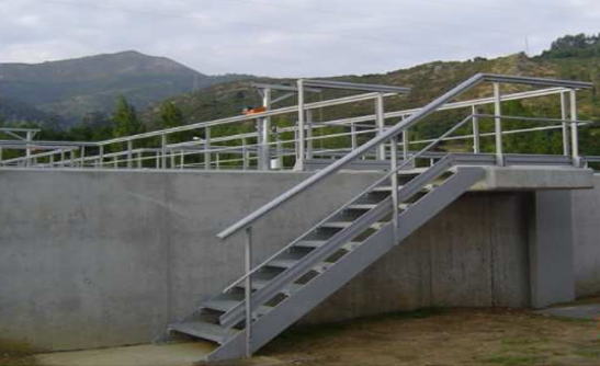 Manufacture and assembly of vertical inclined staircases with protective equipment
